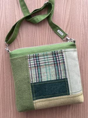 Preview: "Flickenwerk II/6 quer" - HELLGRÜN