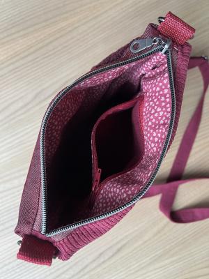 "Flickenwerk II mit Tasche" - BORDEAUX