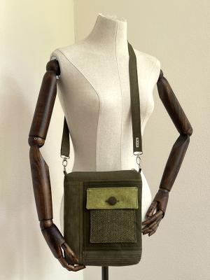 "Flickenwerk II mit Tasche" - OLIV - KHAKI