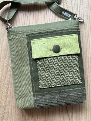 Preview: "Flickenwerk II mit Tasche" - OLIV - KHAKI