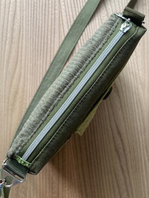 Preview: "Flickenwerk II mit Tasche" - OLIV - KHAKI