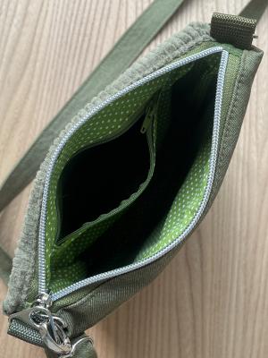 "Flickenwerk II mit Tasche" - OLIV - KHAKI