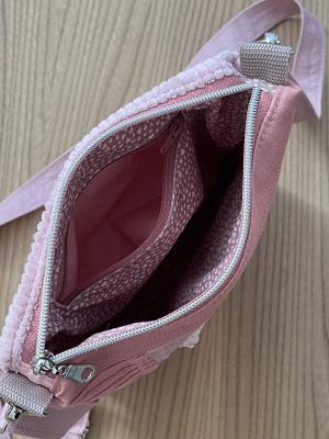 "Flickenwerk II mit Tasche" - ROSA