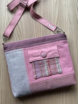 Preview: "Flickenwerk IV mit Tasche" - ROSA - MAUVE