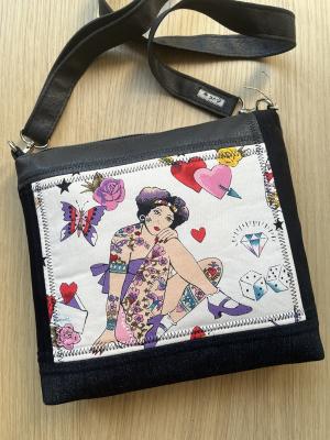 "Flickenwerk II/5 quer" (schwarz-beige) - BURLESQUE-TATTOO (ALEXANDER HENRY)