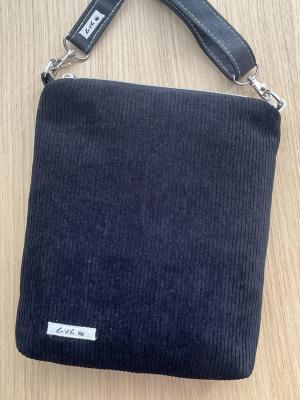 Preview: "Flickenwerk II/5" (schwarz) - HUNDE