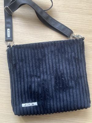 Preview: "Flickenwerk II/5 quer" (schwarz) - HEXEN - Designerstoff von Alexander Henry