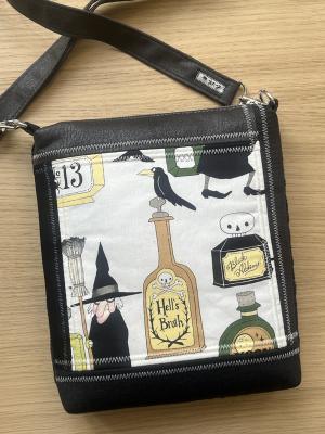 Preview: "Flickenwerk II/5" (schwarz) - HEXEN - Designerstoff von Alexander Henry