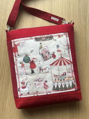 Preview: "Flickenwerk II/5" (rot) - WEIHNACHTSSPIELZEUGLADEN - Designerstoff von Acufactum