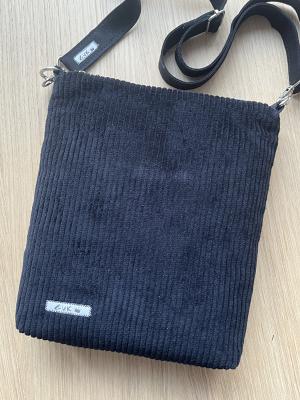 Preview: "Flickenwerk II/5" (schwarz-pink) - KATZEN