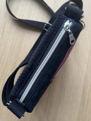 "Flickenwerk I/5" (schwarz-pink) - KATZEN