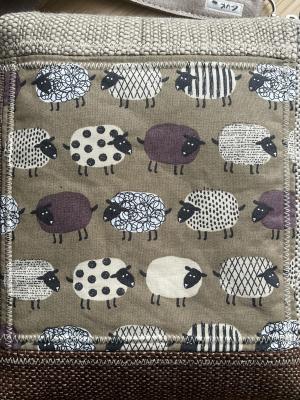 Preview: "Flickenwerk II/5" (beige-braun) - SCHAFE - Handgewebte Schafwolle