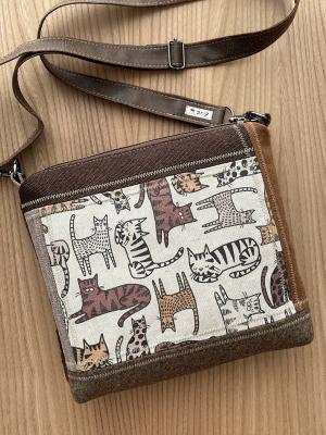 Preview: "Flickenwerk II/5 quer" (braun) - KATZEN