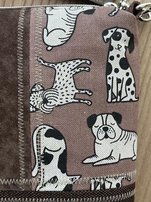 Preview: "Flickenwerk I/4" (braun) - HUNDE