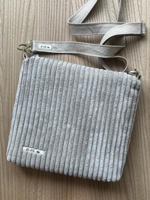 Preview: "Flickenwerk II/6 quer" (beige-sand) - LEOPARD