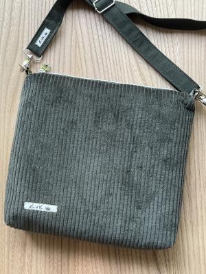 "Flickenwerk II/4 quer" (oliv - khaki) - MÄRCHENZAUBER (acufactum-Design)