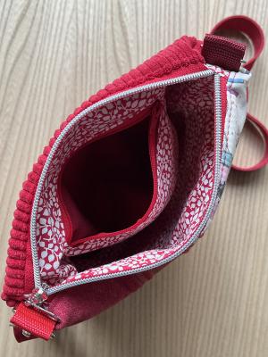 "Flickenwerk II/4" (rot) - ZAUBERSTADT (acufactum-Design)