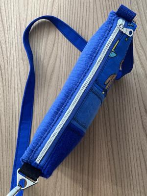 "Flickenwerk II/4 quer" (royalblau) - JANOSCH