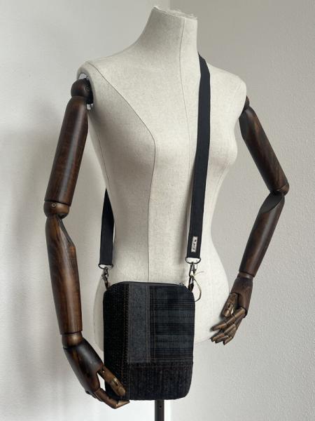 "Flickenwerk I/4" - GRAU - BRAUN