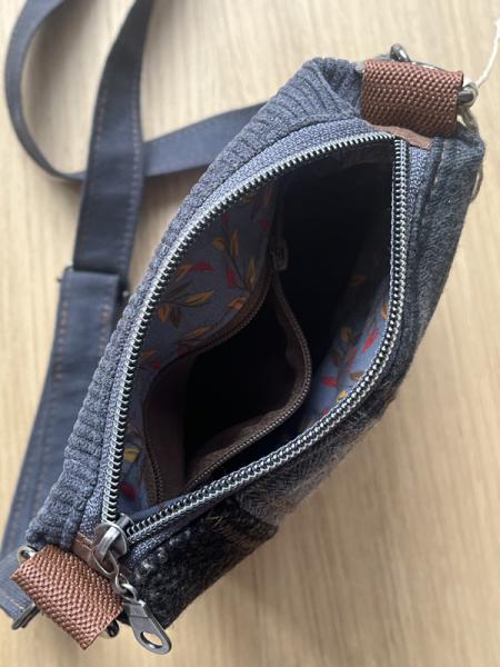 "Flickenwerk I/4" - GRAU - BRAUN