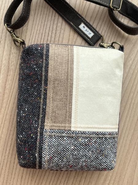 "Flickenwerk I/4" - BRAUN-BEIGE