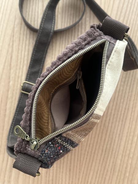 "Flickenwerk I/4" - BRAUN-BEIGE