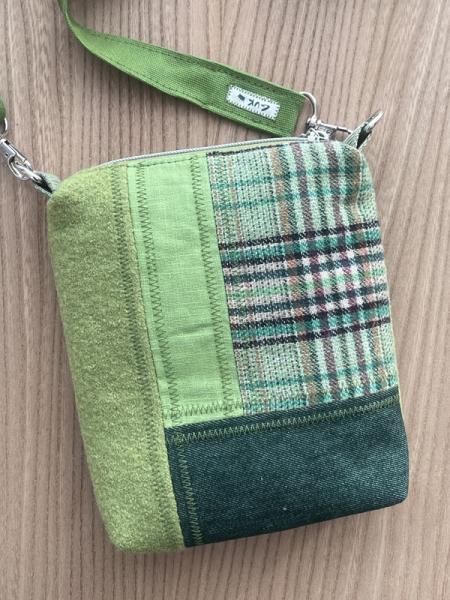 "Flickenwerk I/4" - HELLGRÜN