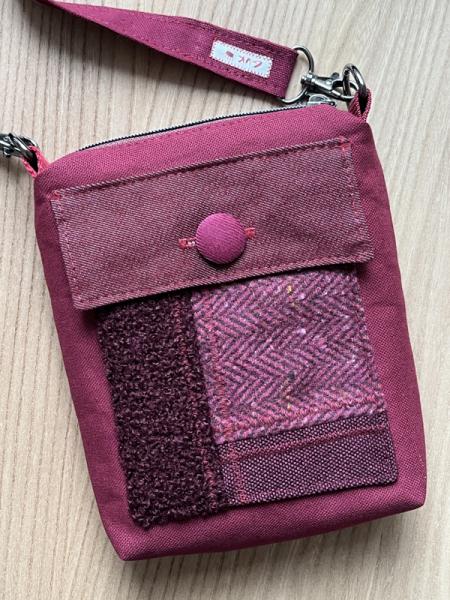 "Flickenwerk I mit Tasche" - BORDEAUX