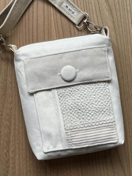 "Flickenwerk I mit Tasche" - CREME