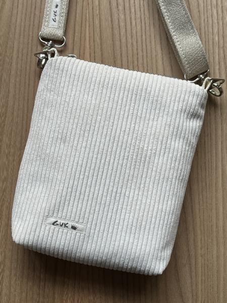 "Flickenwerk I mit Tasche" - CREME