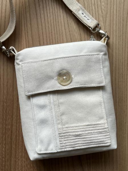 "Flickenwerk I mit Tasche" - CREME