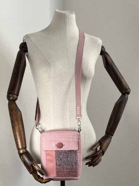 "Flickenwerk I mit Tasche" - ROSA