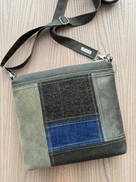 "Flickenwerk II/6 quer" - OLIV - JEANS