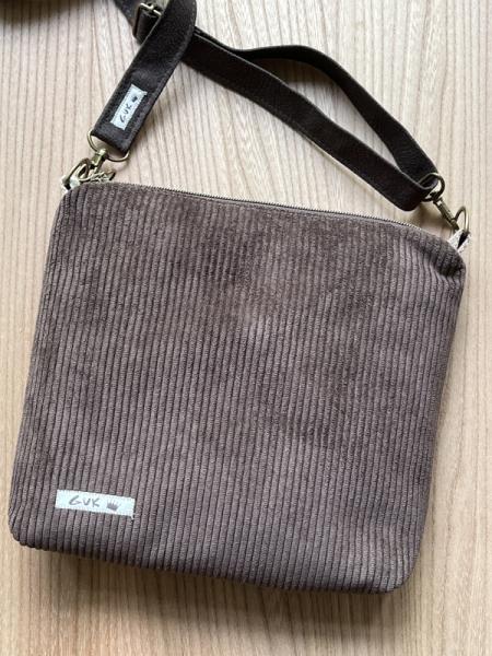 "Flickenwerk II/6 quer" - Leder - BRAUN - CREME - ROT
