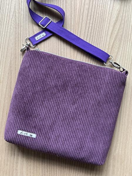 "Flickenwerk II quer mit Tasche" - LILA - FLIEDER
