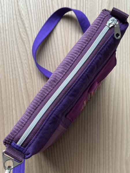 "Flickenwerk II quer mit Tasche" - LILA - FLIEDER