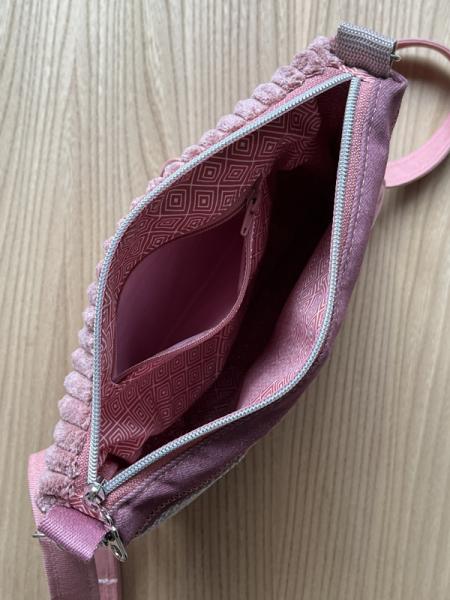 "Flickenwerk II quer mit Tasche" - ROSA - MAUVE