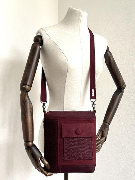 "Flickenwerk II mit Tasche" - BORDEAUX