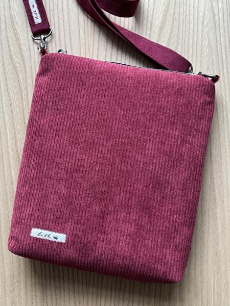 "Flickenwerk II mit Tasche" - BORDEAUX