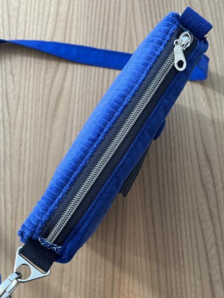 "Flickenwerk II mit Tasche" - ROYALBLAU - ANTHRAZIT