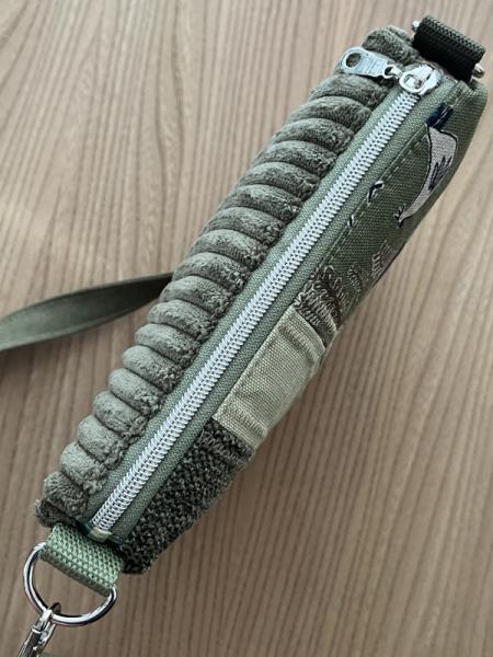 "Flickenwerk II/4" (Grüntöne) - HÜHNER