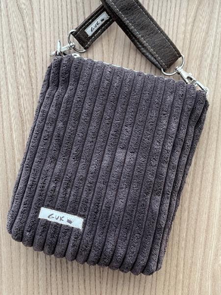 "Flickenwerk I/4" (braun) - HUNDE