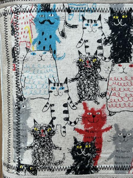 "Flickenwerk II/5" (beige) - KATZEN