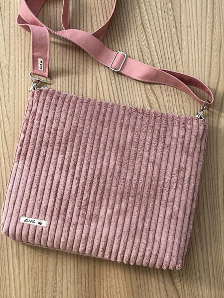"Flickenwerk III mit Tasche" - ALTROSA