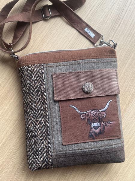 Die fertige Tasche mit Kuh "Susi"